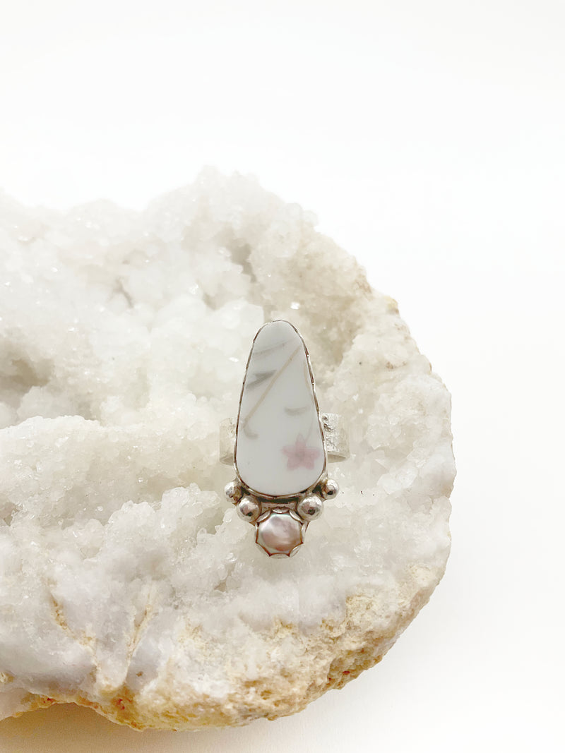 Pearlescent Ring: Vintage Plate + Freshwater Pearl + Sterling Silver • Size 6.75